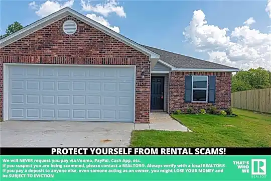 1151 E Sparrow Cir Photo 1