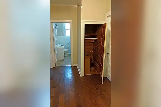 25 Woodrow Ave Photo 2