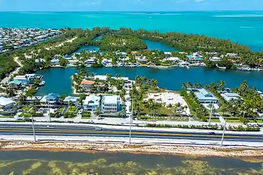 74870 Overseas Hwy Photo 2