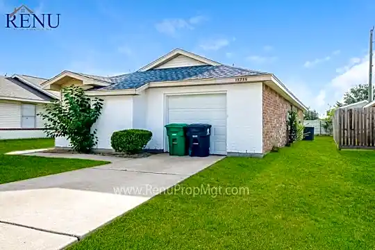 15739 Ridgegate Rd Photo 2