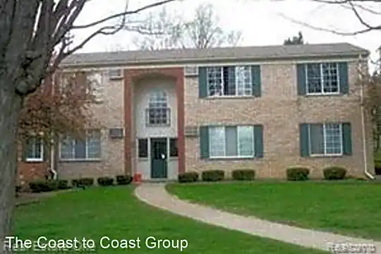 405 Miller -204 Photo 2
