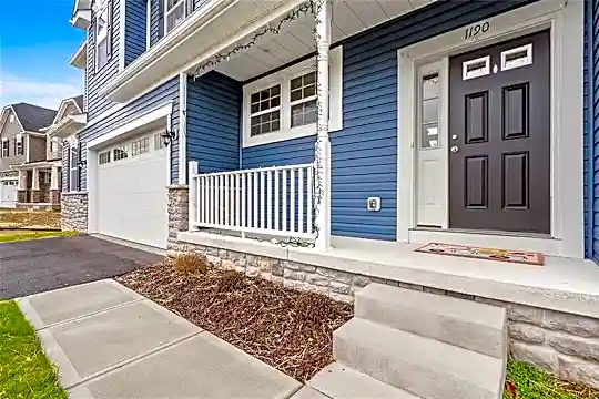 1190 Brook View Ct Photo 2