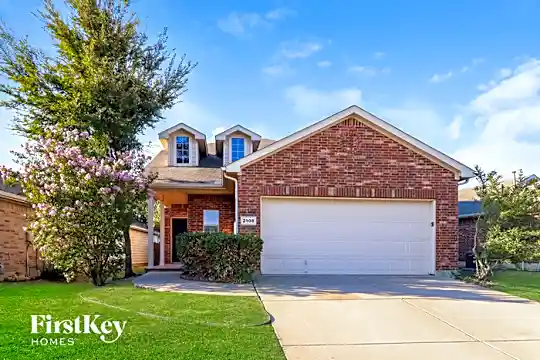 2108 Charmion Lane Photo 1