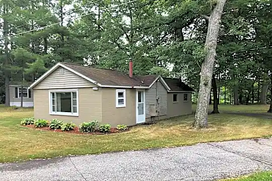 12494 183rd Ave Photo 1