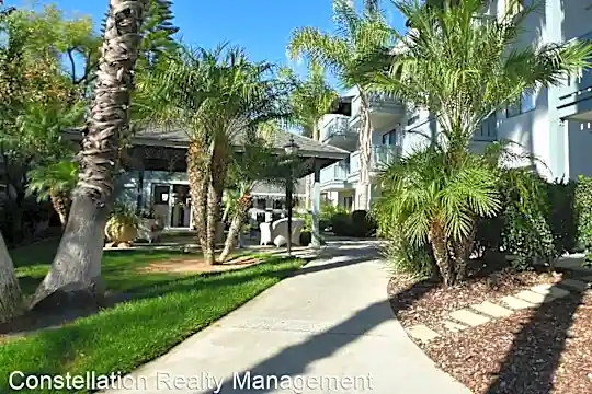 1225 E Grand Ave Photo 2