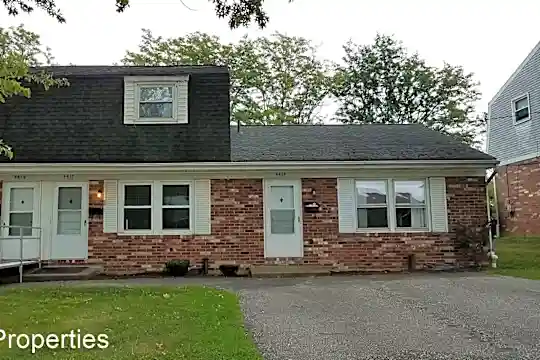 4403 Harding Dr Photo 1