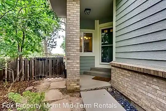 3362 Sentinel Dr Photo 2
