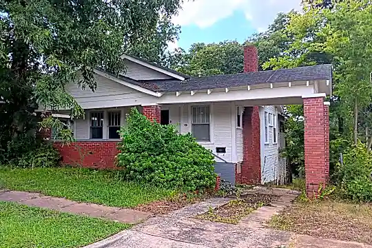 512 81st St S Photo 1
