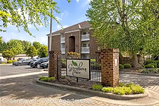 800 Greenhaven Drive Photo 1