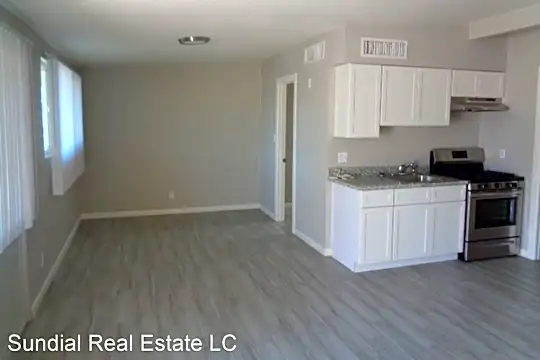 6708 E Cheery Lynn Rd Photo 1