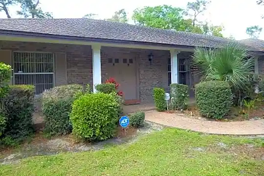 100 S Sweetwater Blvd Photo 1