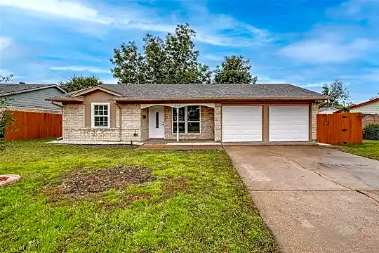 8512 Gladwood Ln Photo 1