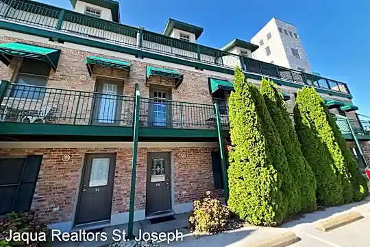 1117 Broad St Photo 1