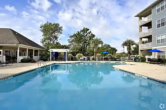 Cherry Grove Commons Photo 1