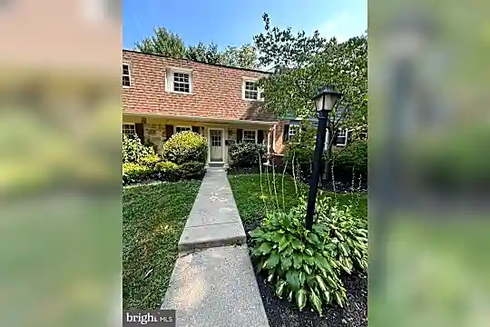207 Walnut Hill Rd #C7 Photo 1
