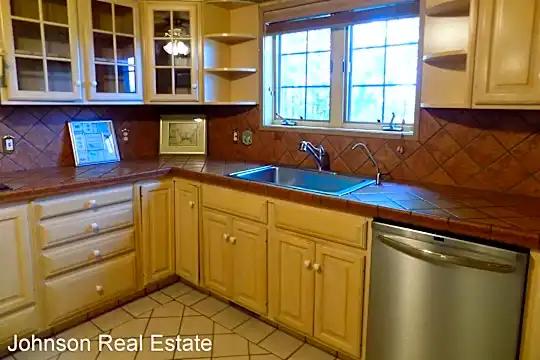 1810 Simula Ln Photo 1