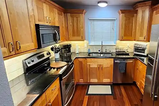 5818 E University Blvd #228 Photo 2
