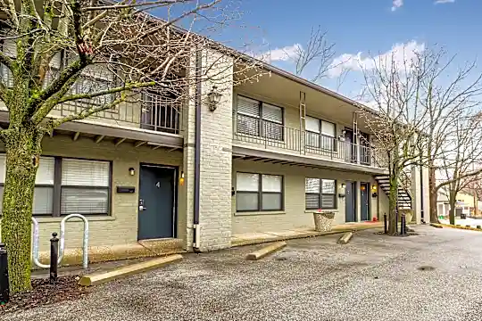 Flats On Frankfort Apartments Photo 1