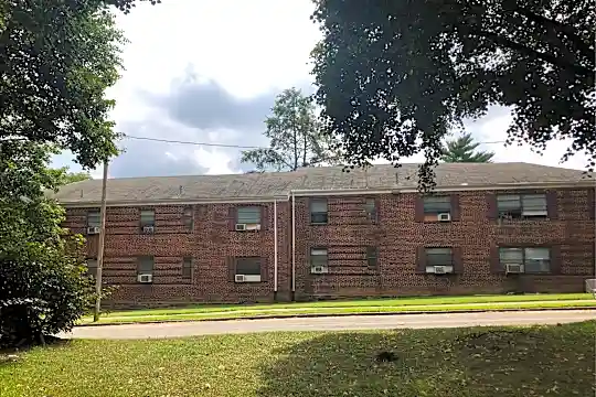 Sprague Court Photo 1