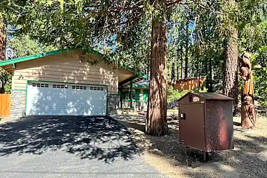 256 Mcfaul Way Photo 1