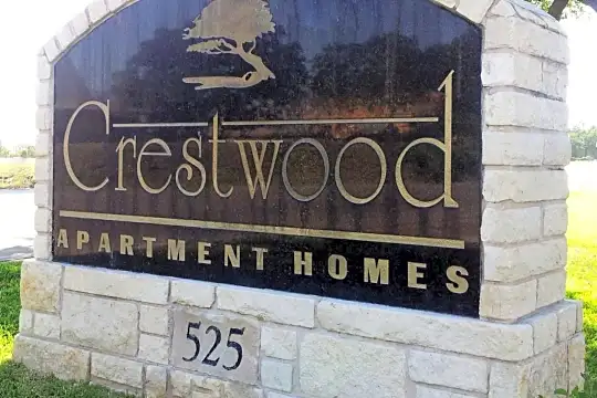 Crestwood Apartments Photo 1