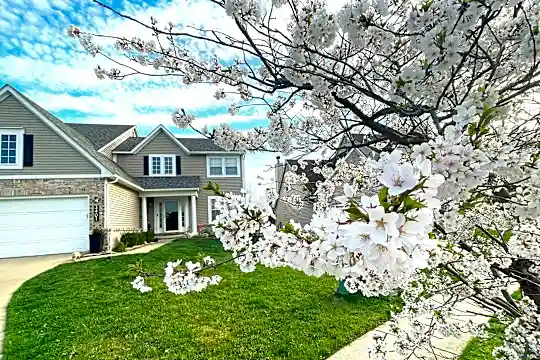 3401 Strand Ct Photo 1
