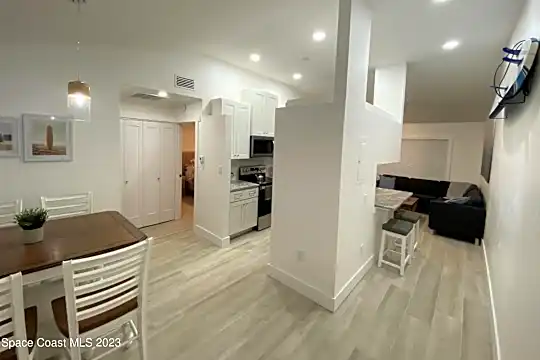 102 Beach Park Ln #18 Photo 2