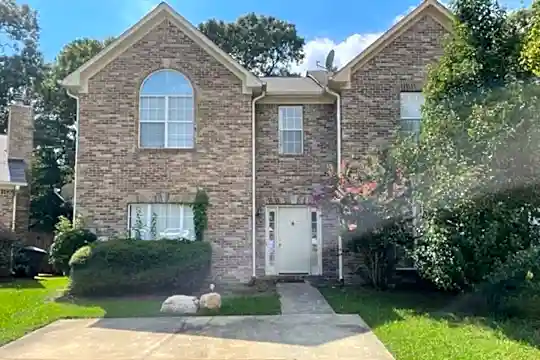 100 Frances Ln Photo 1
