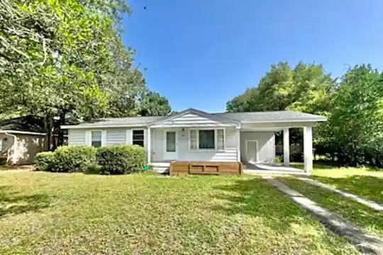 354 Chicago Ave Photo 2