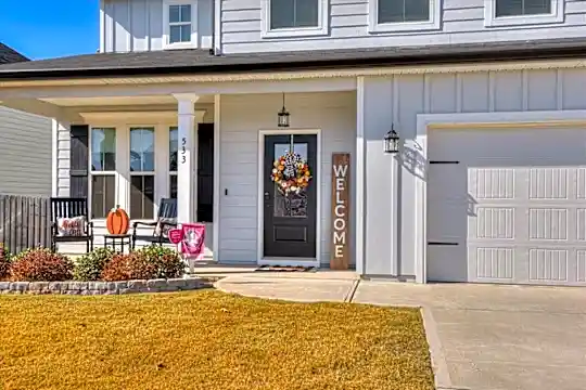 533 Fermoy Ln Photo 2