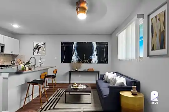 902 Romeria Dr 210 Photo 1
