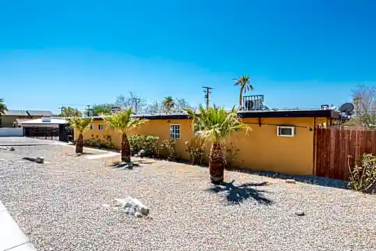 66197 Cahuilla Ave Photo 2
