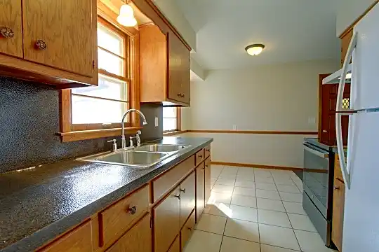 109 Strese Ln Photo 2