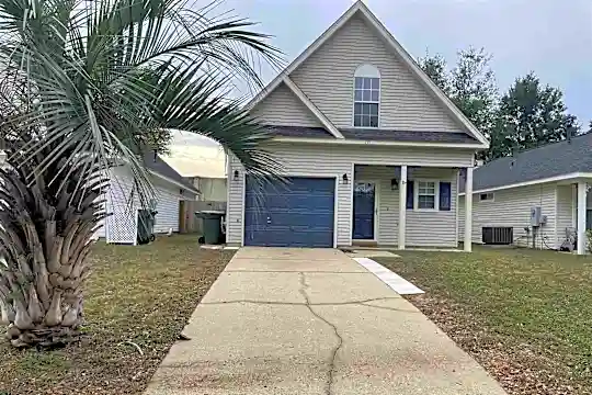 201 Wildflower Ln Photo 1