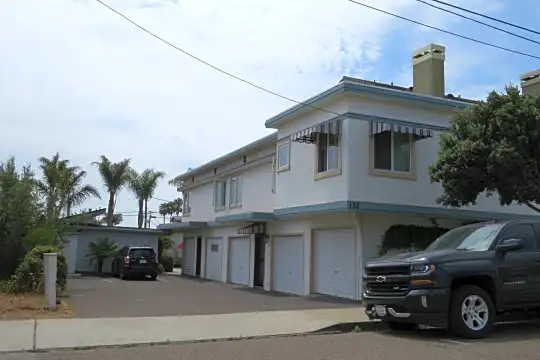 172 Ocean View Ave Photo 1