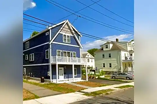 178 Highland Ave #1 Photo 1