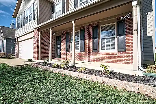 11306 Guy St Photo 2