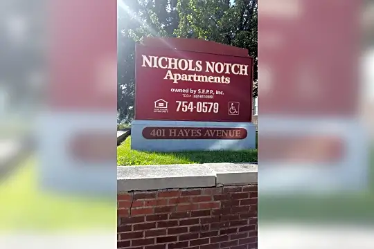 Nichols Notch Apartments Photo 2
