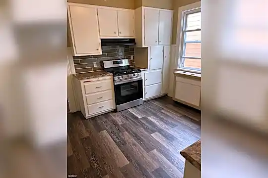 297 Choate Ave Photo 2