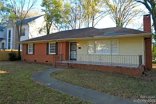 1408 Heather Ln Photo 1