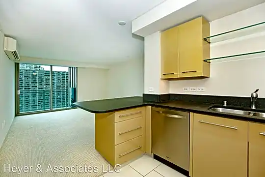 1200 Queen Emma St Photo 2