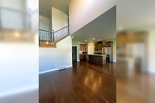 1166 S 200 E St Photo 1