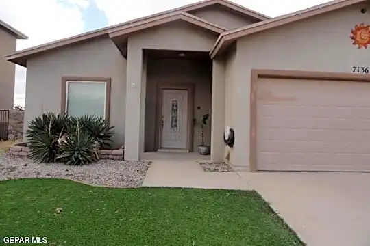 7136 Mesquite Tree Ln Photo 2