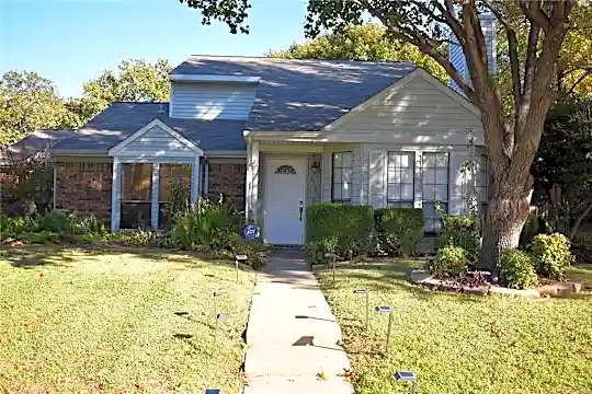 216 Timber Ridge Ln Photo 1
