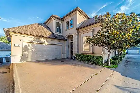 7910 Fair Oaks Ave Photo 1
