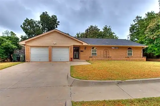 1213 Westbrooke Terrace Photo 1