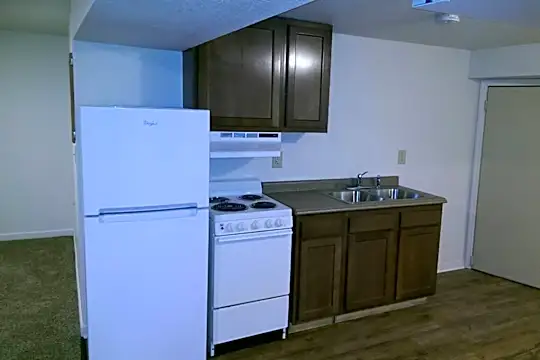 400 Southview Blvd Photo 1
