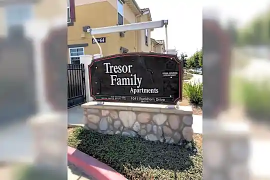 Tresor Family Apartments Photo 2
