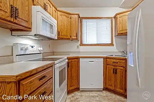 1755 34th St SW Photo 2