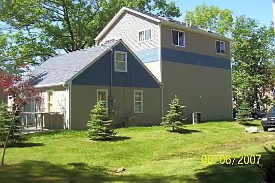 1202 Euclid Ave Photo 2